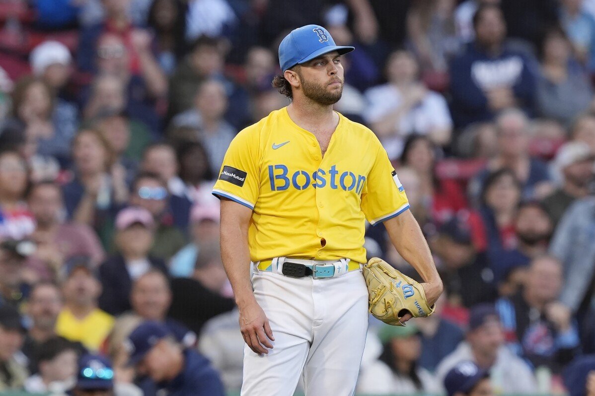 Crawford permet un 34e circuit en grande ligue, subit une 16e défaite, les Rays battent les Red Sox 7-2