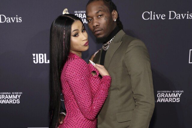 Cardi B révèle la naissance de son troisième enfant avec Offset et dit que le nouveau-né est la 'chose la plus jolie'