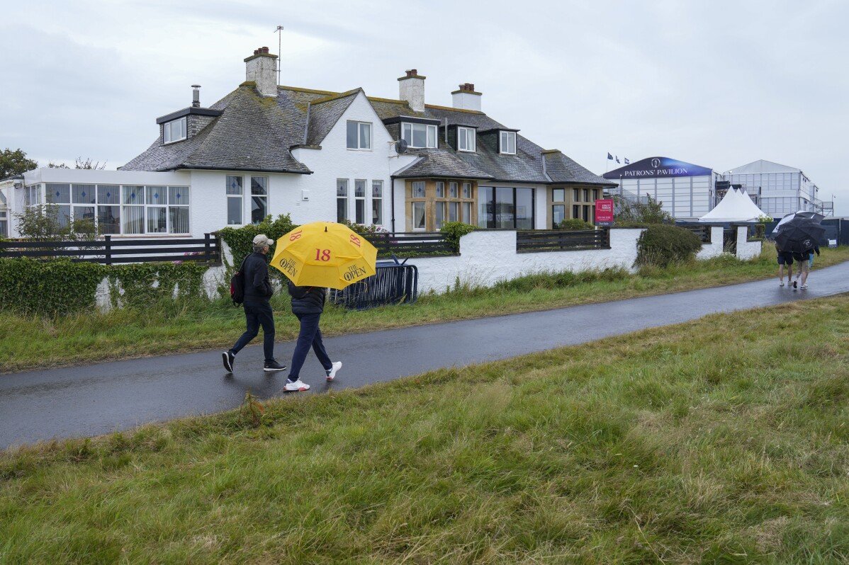 Une maison avec les meilleures vues de l'Open britannique est en vente. Elle se trouve au milieu du parcours Royal Troon