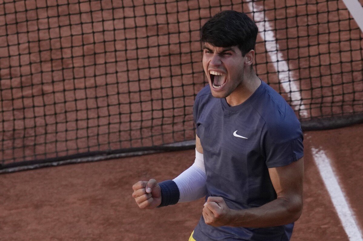 Carlos Alcaraz affrontera Alexander Zverev dans la première finale de Roland-Garros de chacun